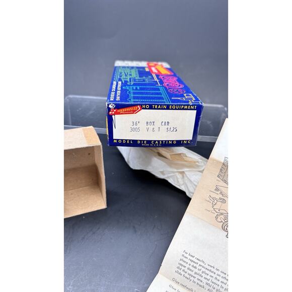 Roundhouse HO Gauge 36' Box Car Virginia & Truckee Nevada Railway w/Original box - Picture 13 of 16